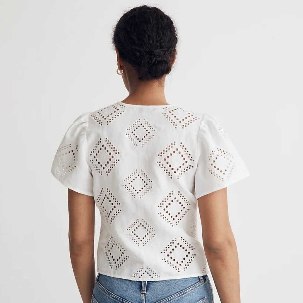 Madewell Eyelet Flutter-Sleeve Top (Size XS) - Picture 2 of 8